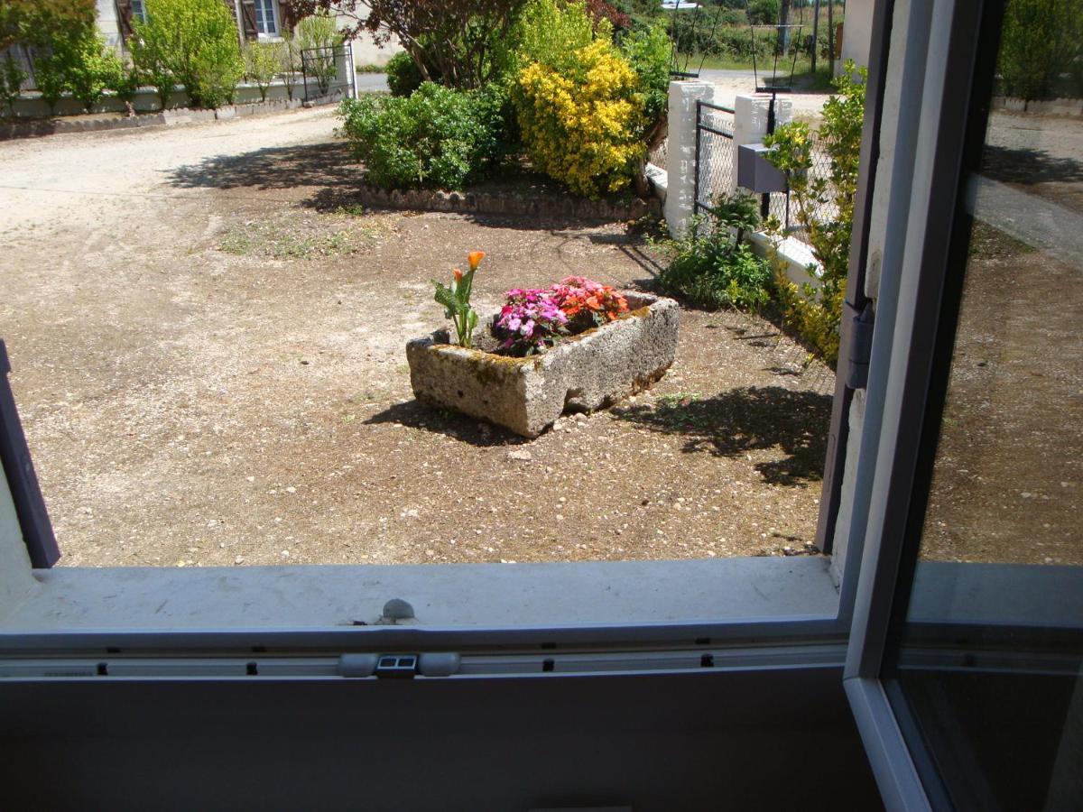 Suite indépendante à la campagne Saint-Aigulin Exterior foto